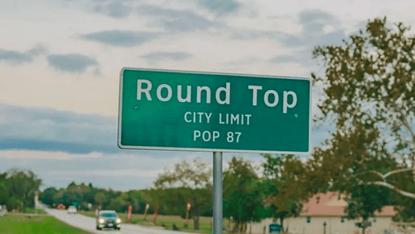 The 2024 Round Top Spring Show Travel Guide - Jenn Lee