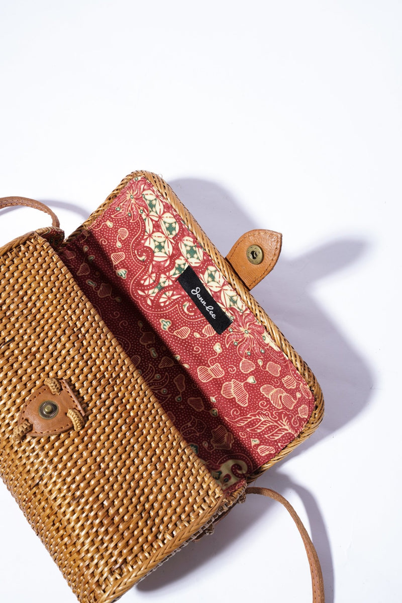 Open Jenn Lee Bidadari Crossbody
