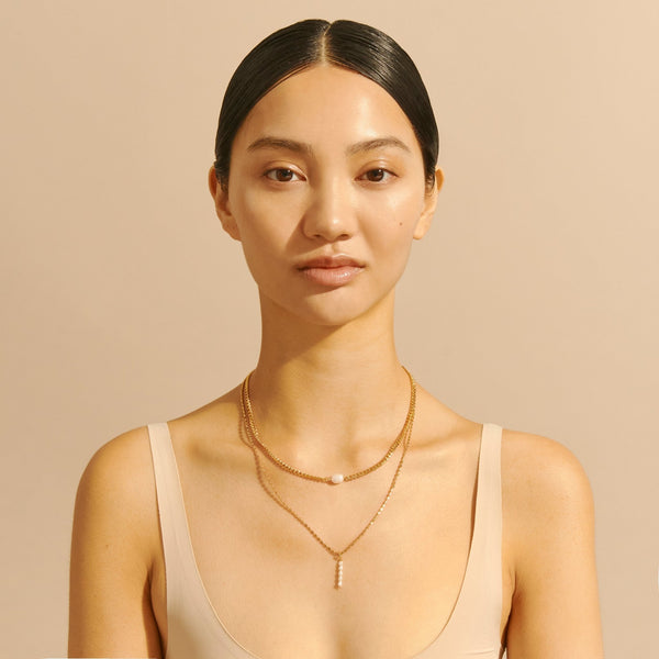 Model wearing Amber Sceats Effie Necklace